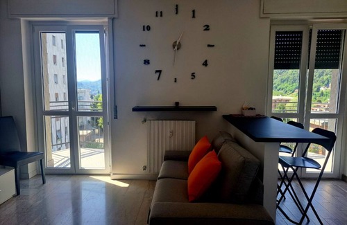 Lipomo Apartment | Just a few minutes from the city (Beyond Como)