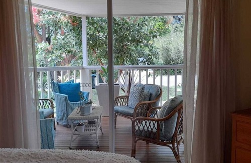Goolwa South House | Perfectly Located Hotel Near Riverfront and Surf Beach