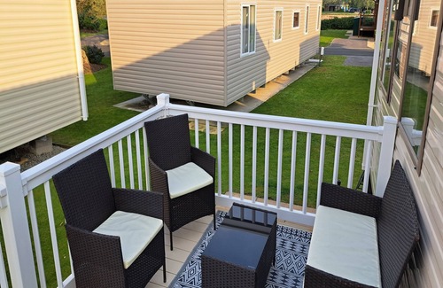 Par House | Steps from Par Beach: Pet-Friendly Oasis with Pool & Ocean Views