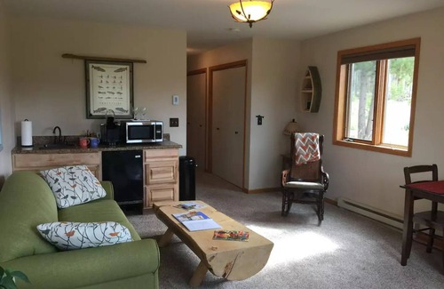 Sunset Ridge House | Discover Comfort Just Steps From Devil's Thumb Ranch