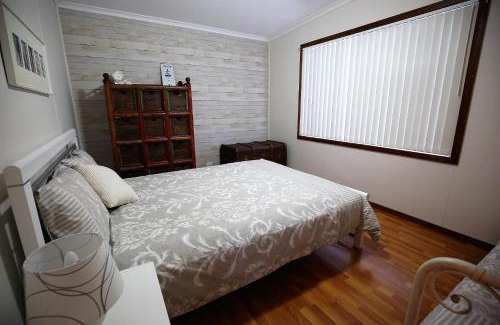 Guilderton House | Relaxing Retreat - Pet Friendly Getaway by the Beach
