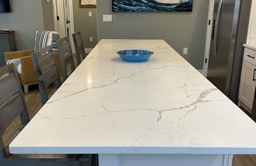 Corolla Condo | Beachside Retreat: Walk to the Shore with Ocean Views