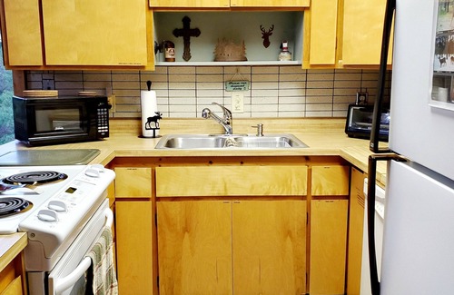 Kalkaska Ski Chalet | Unwind at Just Get Here! in Kalkaska, Lower Michigan