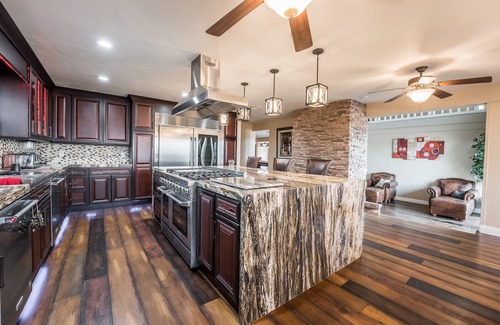 Sunrise Manor House | Experience Super Bowl Magic at a Mansion with Views!