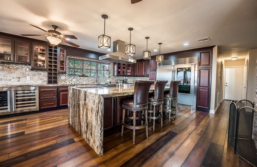 Sunrise Manor House | Experience Super Bowl Magic at a Mansion with Views!