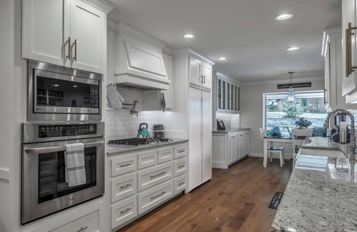 Norman House | Discover Norman Pool: Family-Friendly with Ocean Views