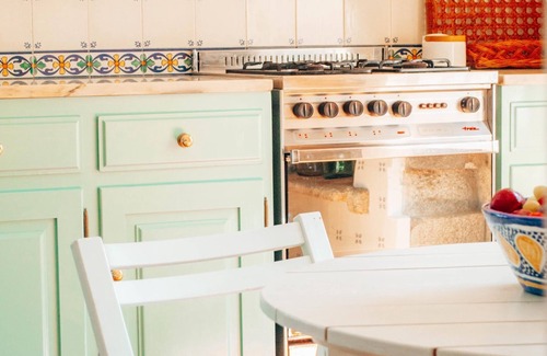 Lanhelas Villa | Comfortable Stay at Casa da Helena with Ocean View & Pool