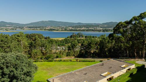 Lanhelas Villa | Just Like Home - Casa Lima