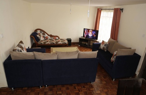 Syokimau House | Cozy Retreat: Your Home Away From Home Awaits!