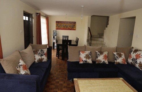 Syokimau House | Cozy Retreat: Your Home Away From Home Awaits!