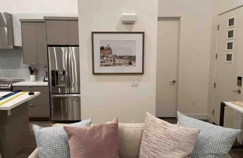 Bluffdale House | Exceptional 4-Bed Modern Rambler with Office & Prime Location