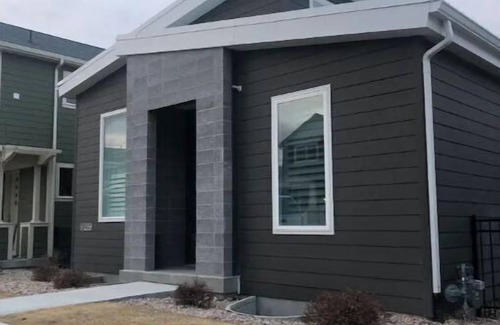 Bluffdale House | Exceptional 4-Bed Modern Rambler with Office & Prime Location