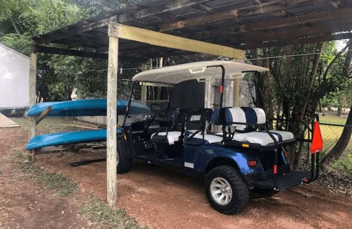 Bandera Cottage | Convenient Location with Golf Cart Rentals and Family Amenities