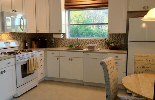 Sebastian House | Perfect Oceanfront Getaway with Pool and Kitchen Access
