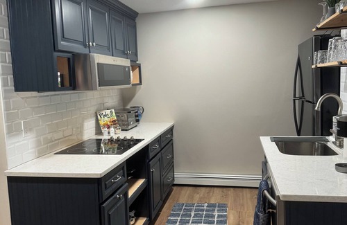Plymouth Cultural District Apartment | Exceptional Two Bedroom Escape Near Harbor and Yacht Club