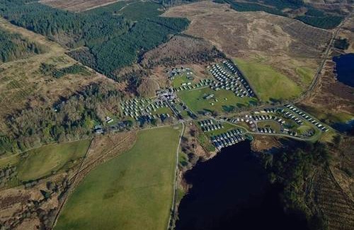 Balminnoch Other | Top-Rated Just Resort No29: Pet-Friendly with Private Pool
