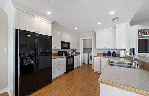 Galveston House | Family-Friendly Retreat at Pirates Beach West - Pet Welcome!