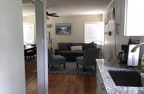 Pompano Beach Apartment | Beachfront Retreat: Relax at Saltyside Bungalow with Ocean Views
