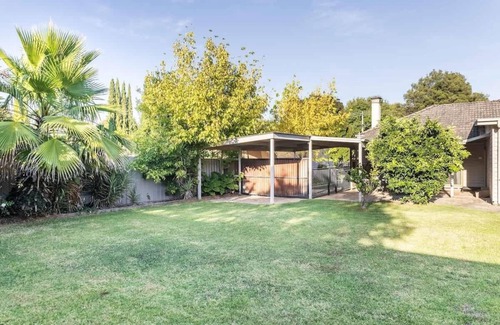 Myrtleford House | Family-Friendly Retreat with Pet Perks and Pool Access