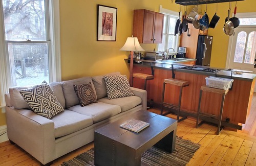 Bozeman House | Idyllic Retreat Near Downtown Bozeman - Dahlia House
