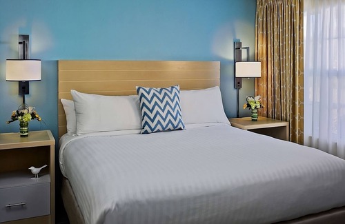 Gunter Afs Resort | Discover Ideal Getaway: Pet-Friendly Units & Pool Access