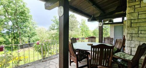 Brignac-la-Plaine Villa | Inviting JUSTINE: Pet-Friendly Stay with Kitchen Amenities