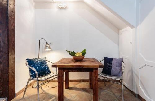 Puerto de Tazacorte Apartment | Beachfront Bliss: Highly Rated Hotel by the Sea