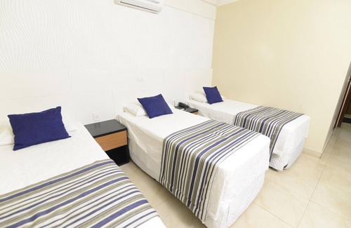 Cazeca Hotel | Comfortable JVA Fenix Hotel with Family-Friendly Amenities
