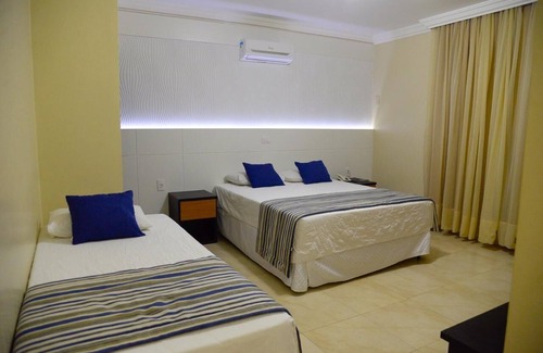 Cazeca Hotel | Comfortable JVA Fenix Hotel with Family-Friendly Amenities