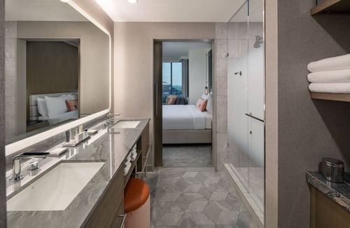 Second Ward Hotel | Relax at JW Marriott Charlotte - 4-Star Hotel with Spa