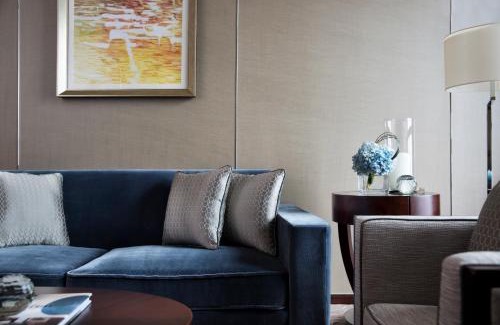 Yuzhong Hotel | Indulge at JW Marriott Hotel Chongqing - 5-Star Experience
