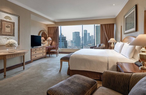 East Kuningan Hotel | Elegant JW Marriott Hotel Jakarta with Pool and Spa Amenities