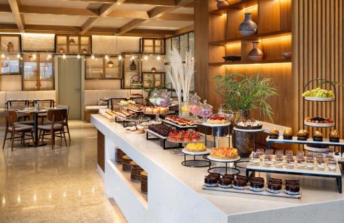 Westlands Hotel | Elegant JW Marriott Hotel Nairobi with Ocean View & Spa