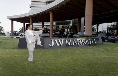 Sanya Hotel | Experience Oceanfront Luxury at JW Marriott Sanya Dadonghai