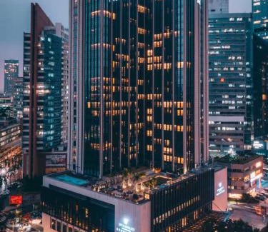 Futian Hotel | Discover JW Marriott Hotel Shenzhen: Oceanfront Paradise Awaits