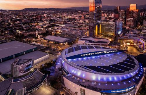 Downtown Los Angeles Hotel | Experience JW Marriott Los Angeles: Poolside Bliss & Spa