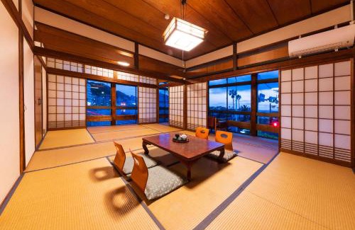 Obama Onsen Hotel | Family-Friendly Jyokiya with Kitchen & Hot Tub Amenities