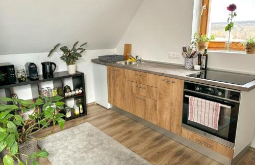 Koveskal Apartment | Delightful Káli Cottage: Family-Friendly with Kitchen Access