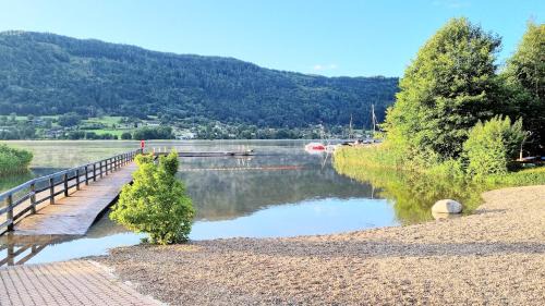 Bodensdorf Apartment | Cozy Appartement at Ossiacher See with Private Beach Access