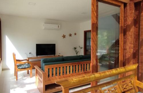 Marau Villa | Kíria's Village Beach House: Award-Winning Oceanfront Retreat