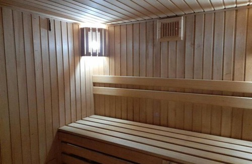 Kadaka House | Budget-Friendly Apartment Deals with Pool & Pet Amenities