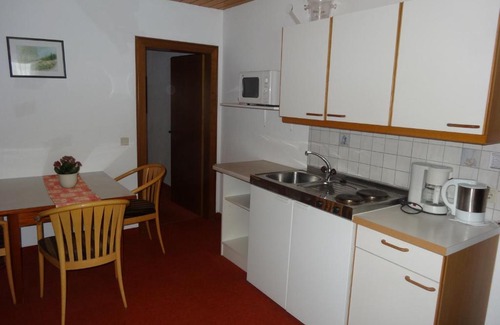 Trenkwald Apartment | Comfortable Köflerhof Appartements with Hot Tub & Breakfast