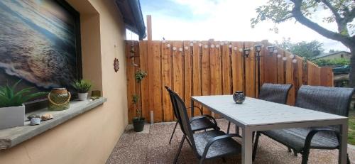 Loddin Apartment | Child-Friendly Retreat at Kölp - Bernahl for Families