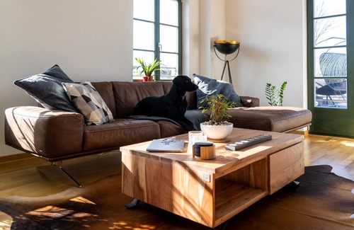 Mockern Apartment | Discover König Albert Residenz: Family-Friendly Retreat