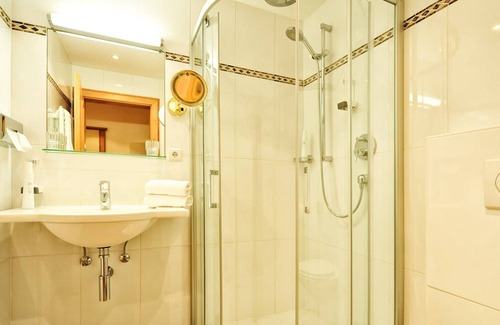 Medraz House | Experience the View at Königsblick Panorama Superior Hotel