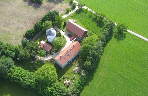 Konigshain House | Experience Königshainer Windmühlenhof with Family-Friendly Amenities