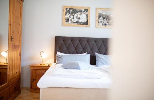 Garmisch-Partenkirchen Apartment | Discover Königstand: 4-Star Oasis with Pool & Family Fun