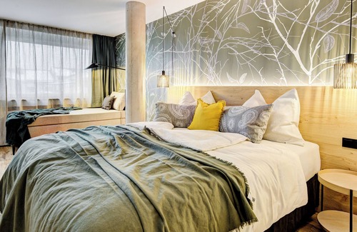 Koenigswiesen Hotel | Premier Königswieser Hof: 4-Star Retreat with Spa & Pool