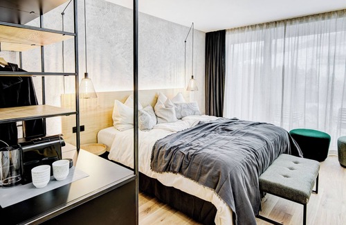 Koenigswiesen Hotel | Premier Königswieser Hof: 4-Star Retreat with Spa & Pool
