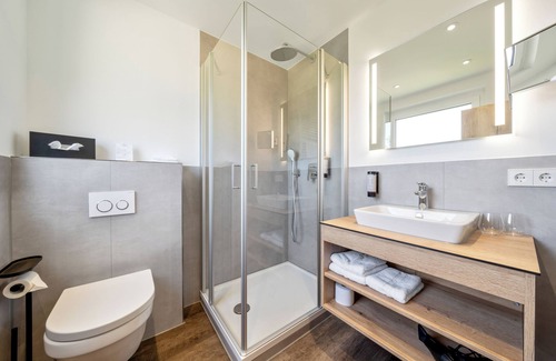 Bischoffingen Hotel | Exceptional Köpfers Steinbuck: Family-Friendly Retreat